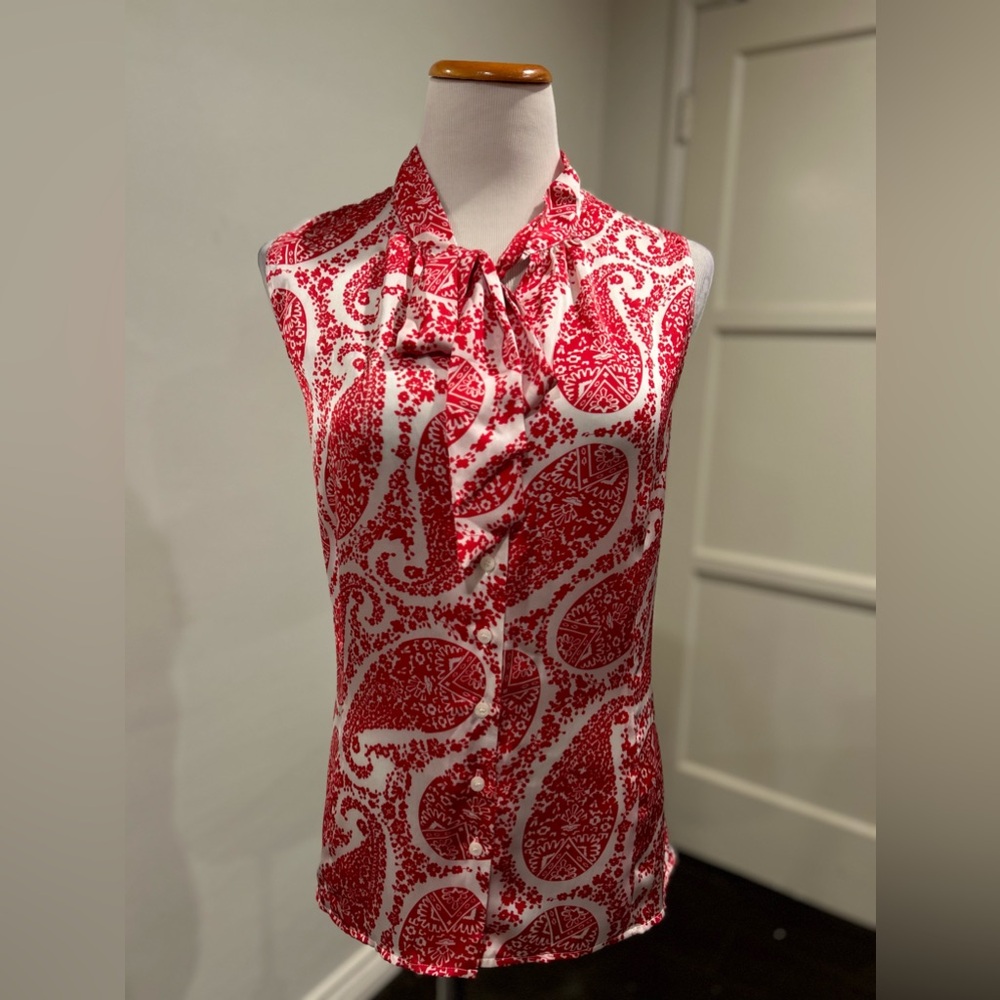 Tahari NWT PXL Sleeveless Red & White Top